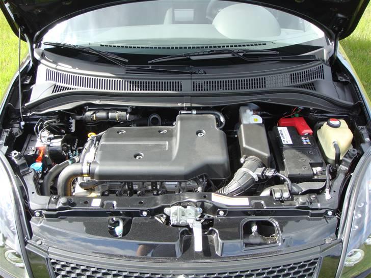 Suzuki Swift 1,3 DDiS SOLGT! billede 7