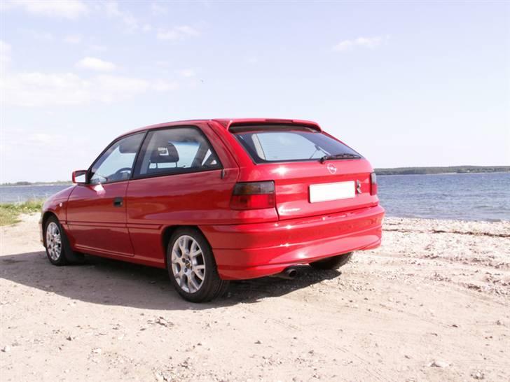 Opel Astra 1,6 Sport billede 2