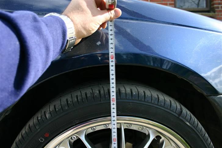 Toyota Avensis - Før sænkning, med de nye 18"  billede 10