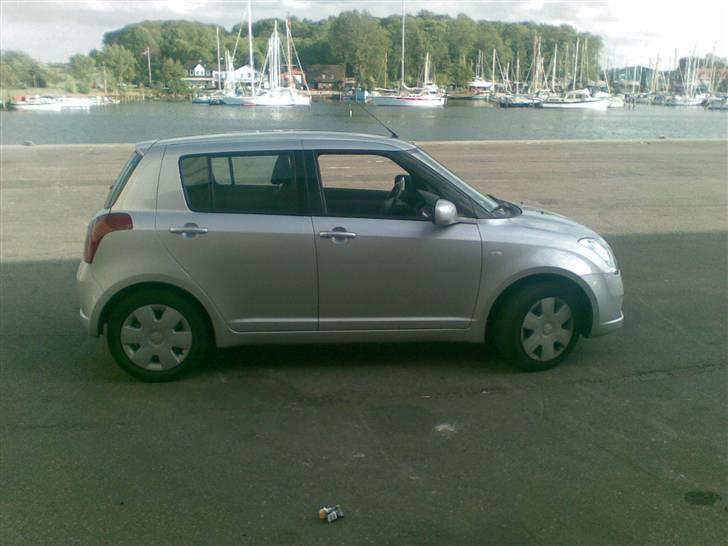 Suzuki swift  solgt billede 4