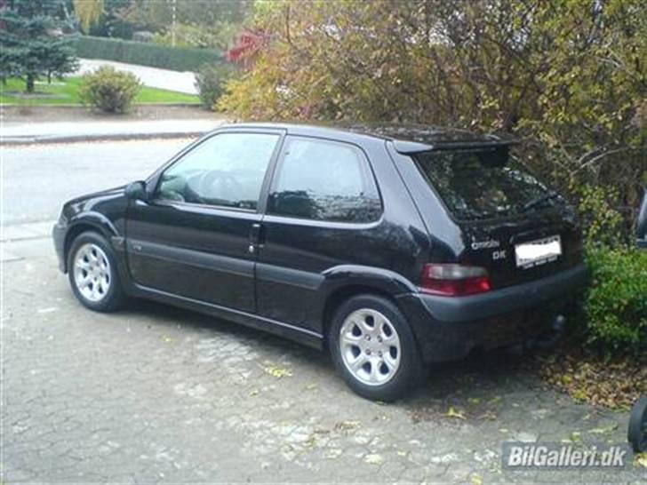Citroën Saxo VTS Solgt - Dagen efter jeg købte den i slutningen af oktober.. Noget er da sket siden da :) billede 17