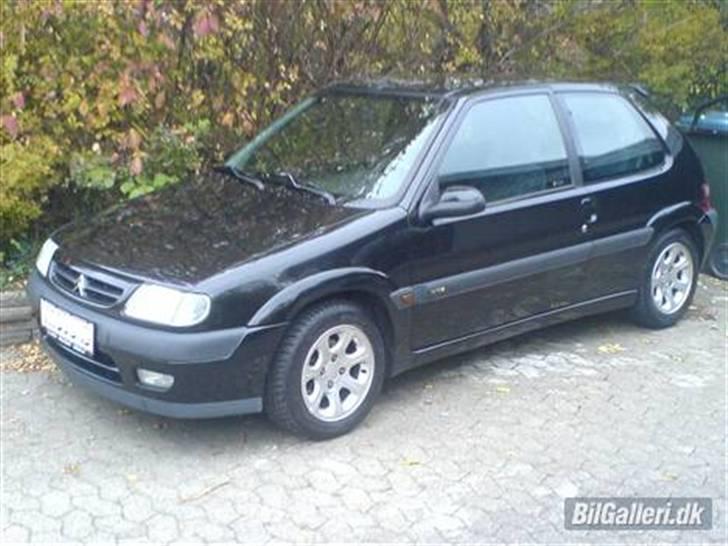 Citroën Saxo VTS Solgt - Dagen efter jeg købte den i slutningen af oktober.. Noget er da sket siden da :) billede 18