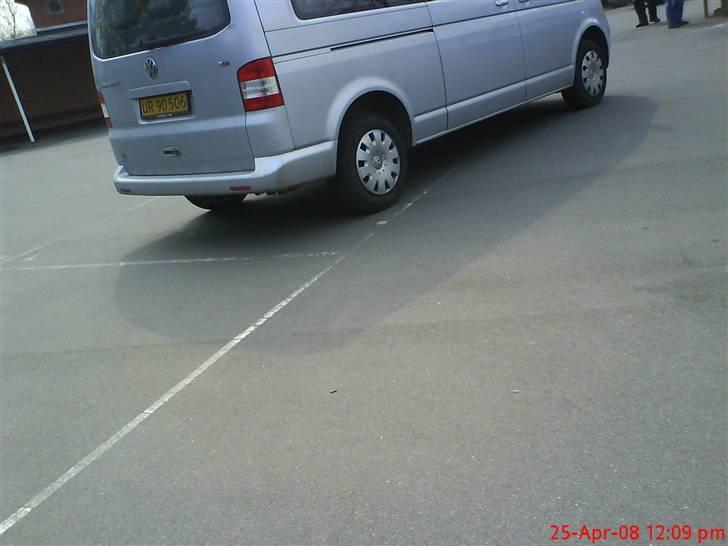 VW Caravelle 2.5 TDI OV billede 4