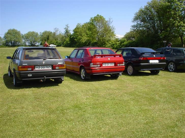 Alfa Romeo 33S 1,7 16V QV "Eleanor" - Fra venstre en 33 SportWagon, en 33 serie 2 og så min 33 serie 3. billede 12