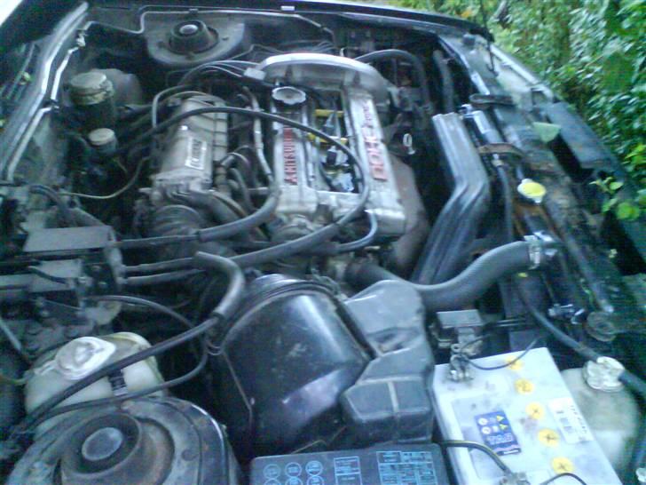 Mitsubishi Galant 2,0 GTi 16V DØD! billede 3