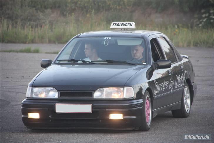 Ford sierra (den sorte bisse) - her med drift hjul på sommer 09 billede 15