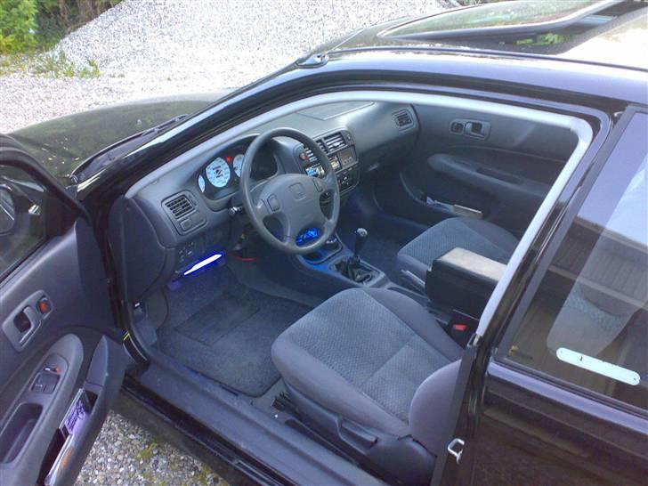 Honda civic coupe *SOLGT* billede 4