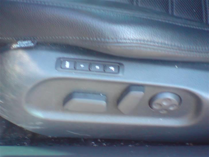 VW Passat Variant Highline   - Memory og massage - kan ikke undværes med 140000 km om året. billede 12