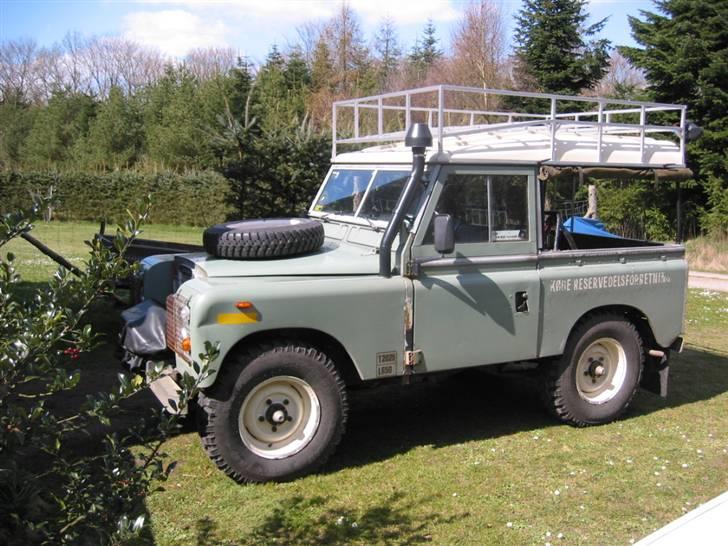 Land Rover Serie III 88" - Hjemmelavet Hard/softtop tag med tagbagagebærer - klargøring til sommerturen billede 13