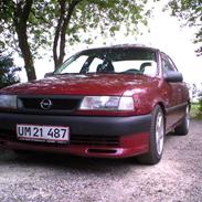 Opel Vectra *SOLGT*