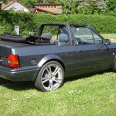 Ford escort cabriolet, 19" (SOLGT)