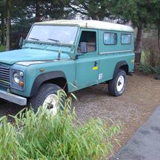Land Rover Defender 110 solgt