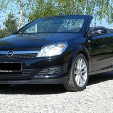 Opel Astra twin top solgt