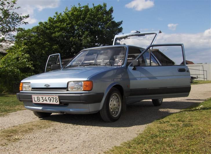 Ford Fiesta Mk2 1,1 (Solgt) billede 1