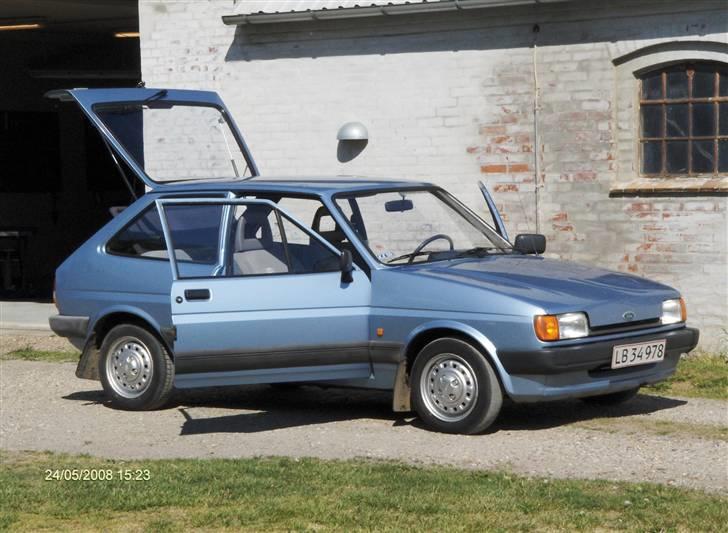 Ford Fiesta Mk2 1,1 (Solgt) billede 3