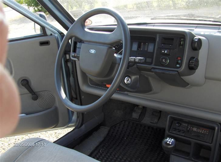 Ford Fiesta Mk2 1,1 (Solgt) billede 7