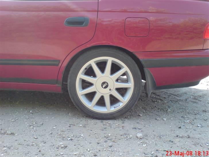 Toyota Carina E 1,6xli commander - Mine fine fælge billede 5