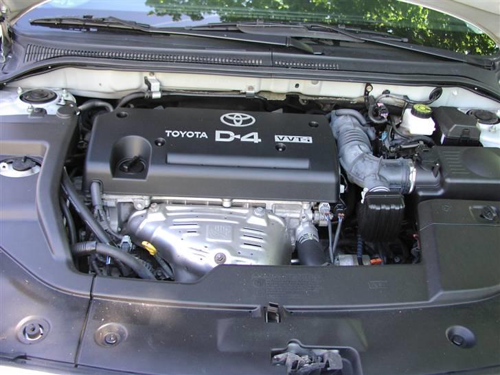 Toyota Avensis 2,0 Aut !SOLGT! billede 5