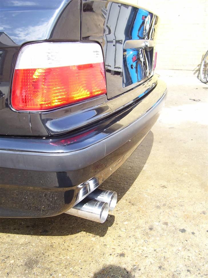 BMW E36 - 320i - lige et billed af potten igen ;O) love it ! billede 19