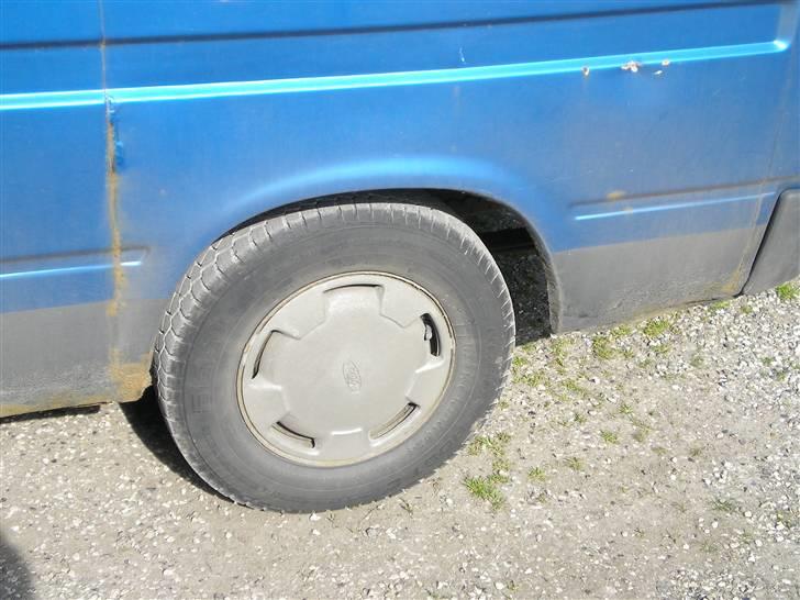 Ford Transit - Hjul er der også på den... billede 3