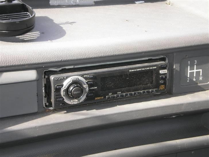 Ford Transit - Vores radio som virker billede 6