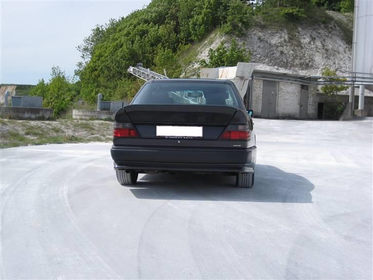 Mercedes Benz 300E AMG ***SOLGT*** billede 3