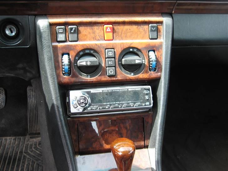 Mercedes Benz 300E AMG ***SOLGT*** billede 8