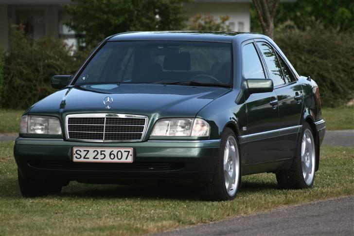 Mercedes Benz C180 Elegance billede 1