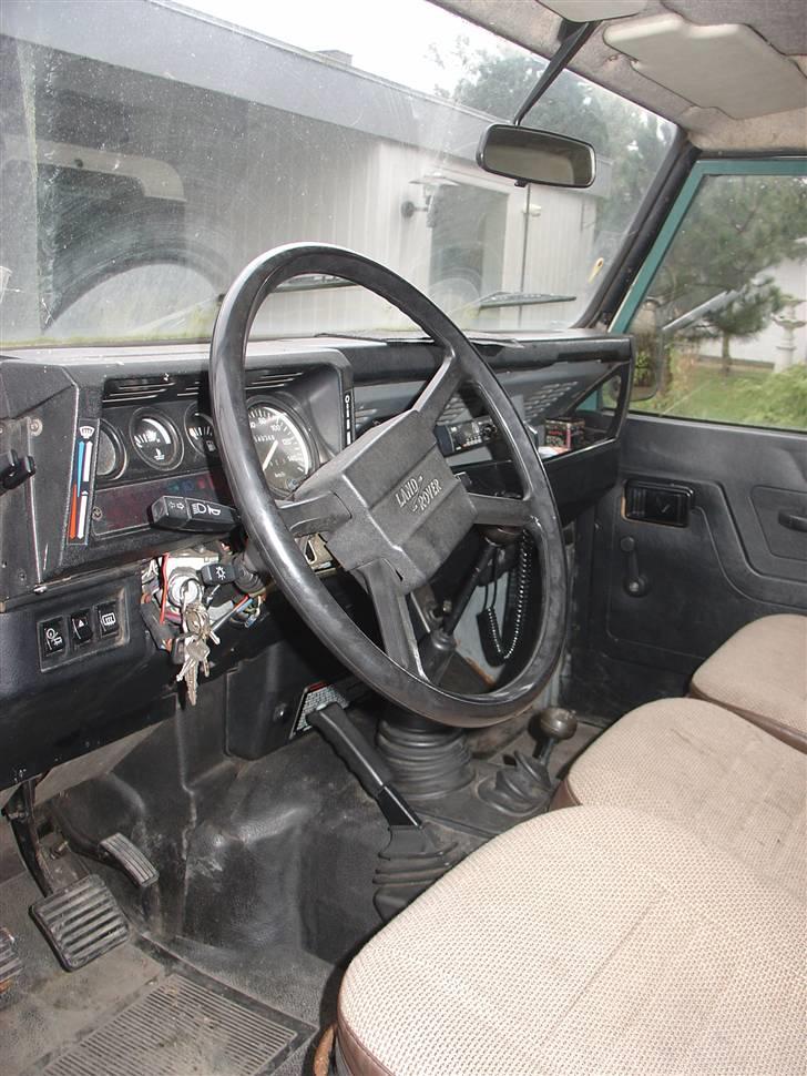 Land Rover Defender 110 solgt - før billede 4