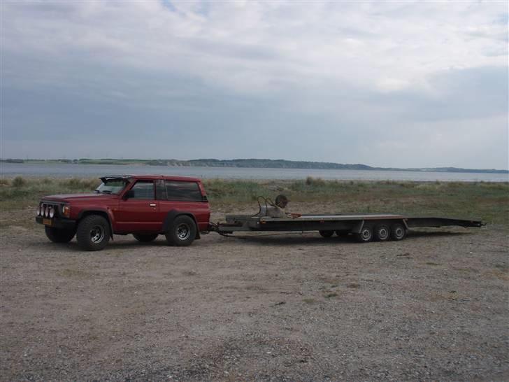 Nissan patrol GR - her har vi været på tur med tino`s trailer, ordentlig morfar. spændet er 14.80 m langt, og 2.20 bred. billede 20
