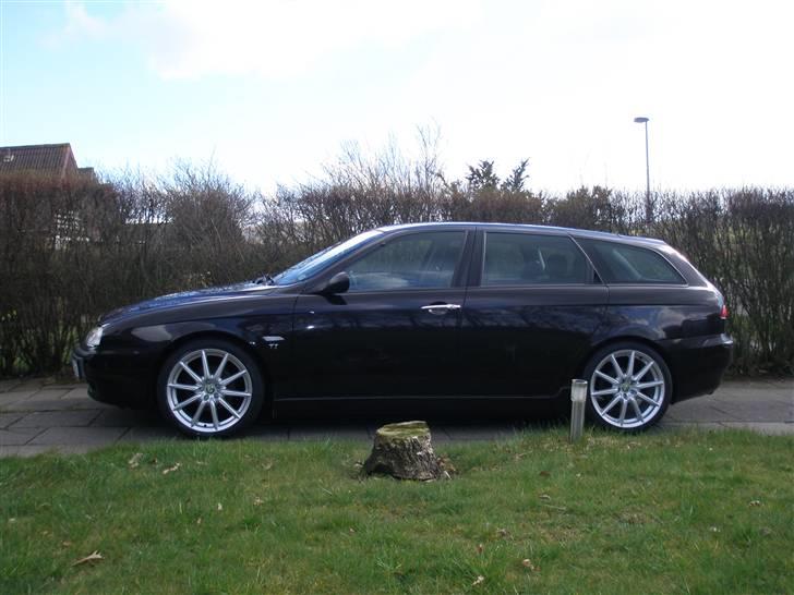 Alfa Romeo Alfa 156 2,0 Sportswagon [Byttet] - Alfa 156 2,0 TI Twinspark 16V Sportswagon med 8x18" billede 2