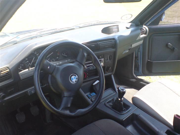 BMW 320i billede 4