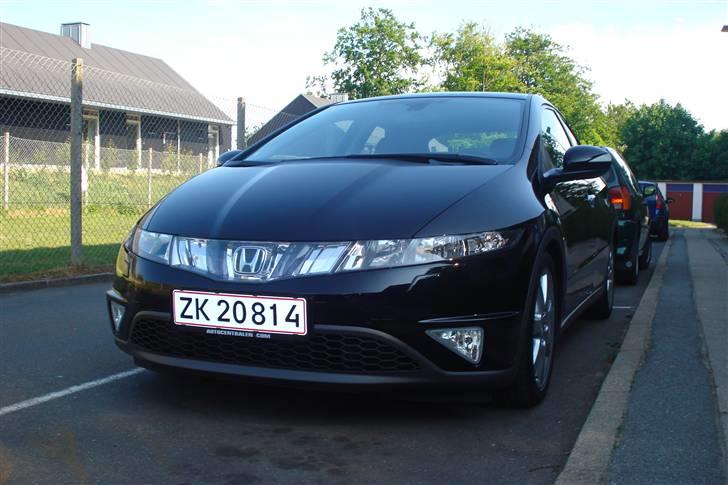 Honda Civic {SOLGT} billede 2