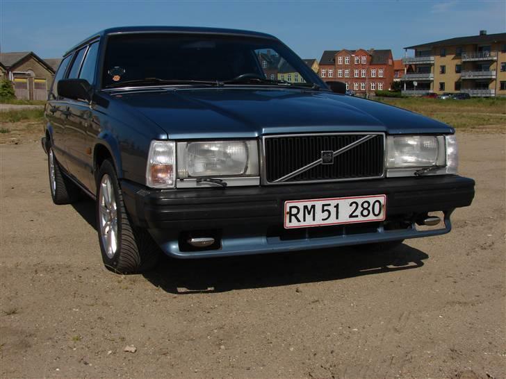 Volvo 740 GLE - Havnen i Nyborg billede 4
