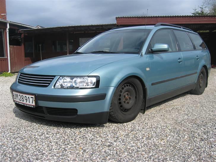 VW Passat Stc Solgt - Ville lige vise hvor langt nede den hade vært det er blevet hævet 3 cm efter dette billede da jeg ik kunne køre nogen steder billede 15