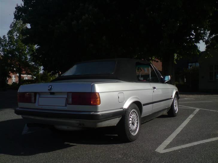 BMW E30 Cabrio, M-Tech II - Som hun så ud, da jeg hentede hende. billede 7