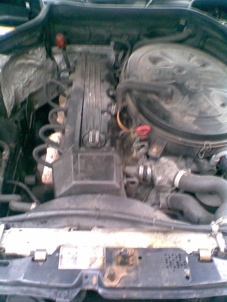 Mercedes Benz w 124  solgt billede 3