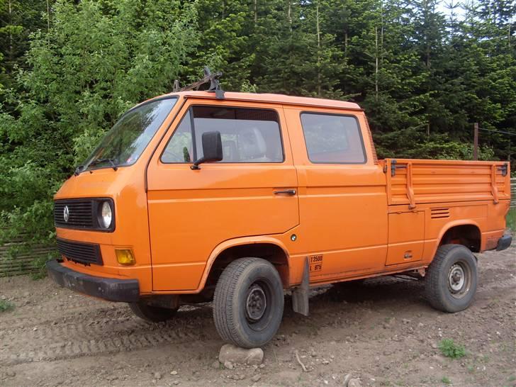 VW Transporter T3 Syncro - Den er da for rå at se på.... billede 1