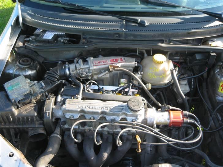 Opel corsa b sport solgt billede 2