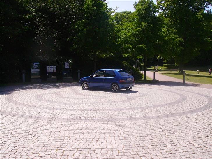 Citroën Saxo total skadet billede 2