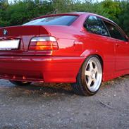 BMW 320i Coupe SOLGT