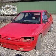 Ford escort 1,6 EFI