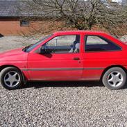 Ford escort 1,6 EFI