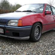 Opel Kadett GSI 2.0 16V, SOLGT
