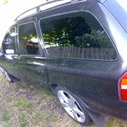 Ford mondeo 1,8 clx stc. solgt