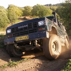 Nissan  *<patrol 4x4 3,3 TD> 