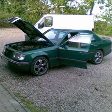 Mercedes Benz 124 DIESEL SOLGT