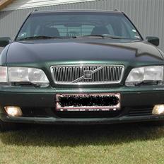 Volvo V70 2,5 *SOLGT*