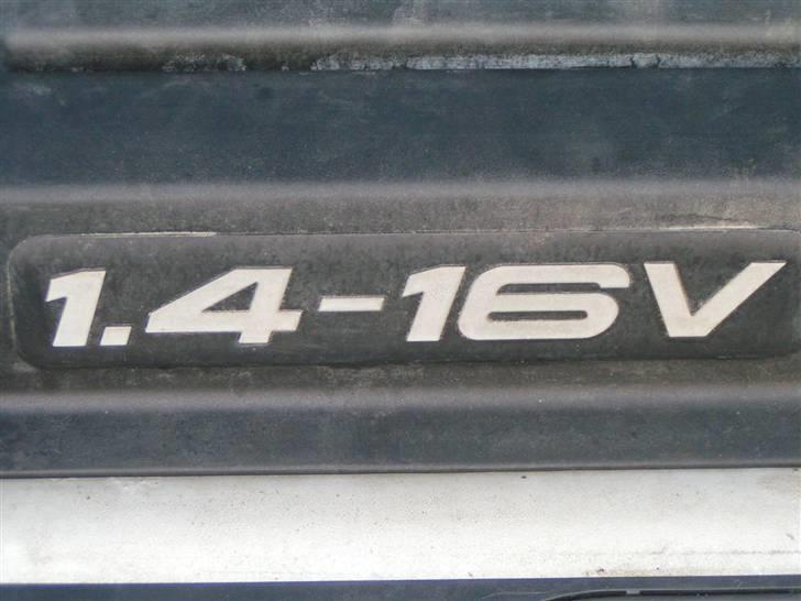 VW Lupo 1,4 16v solgt billede 8