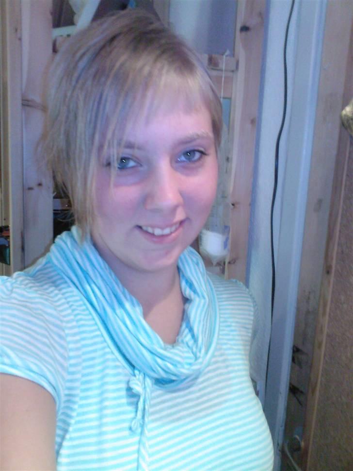 Opel Kadett D - Jaah det er så mig selv ;) hende som kører den store drøm ;)  billede 4